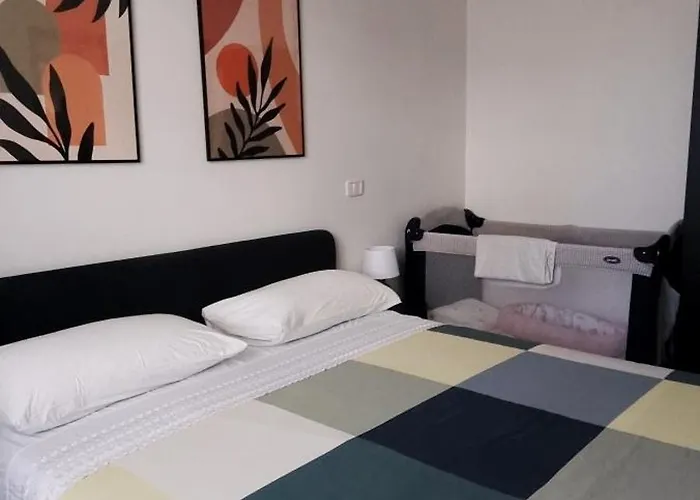 Appartamento Casalú - Giardino Privato Parcheggio Metro B *